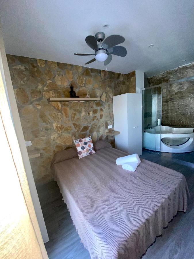 Villa Casita En El Tajo à Setenil De Las Bodegas Extérieur photo